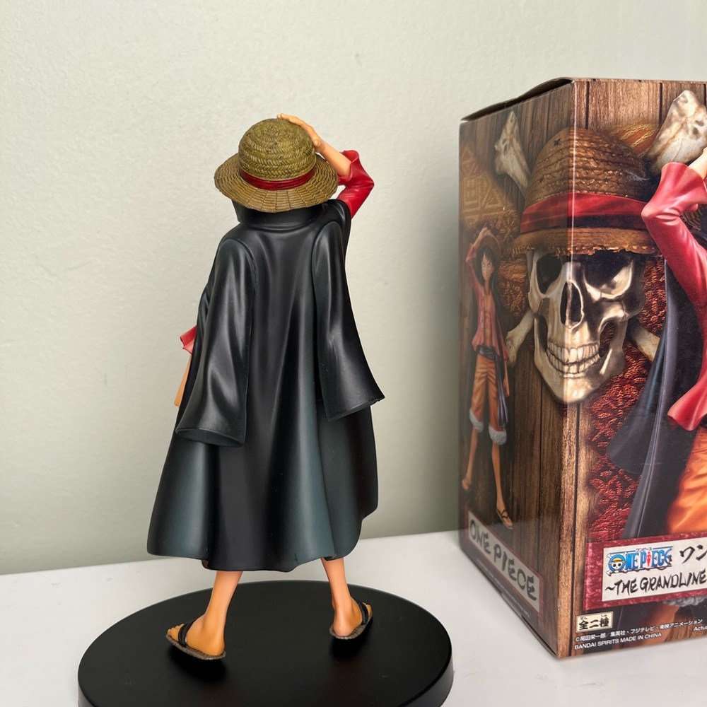Anime Figurine - Luffy  “One Piece”